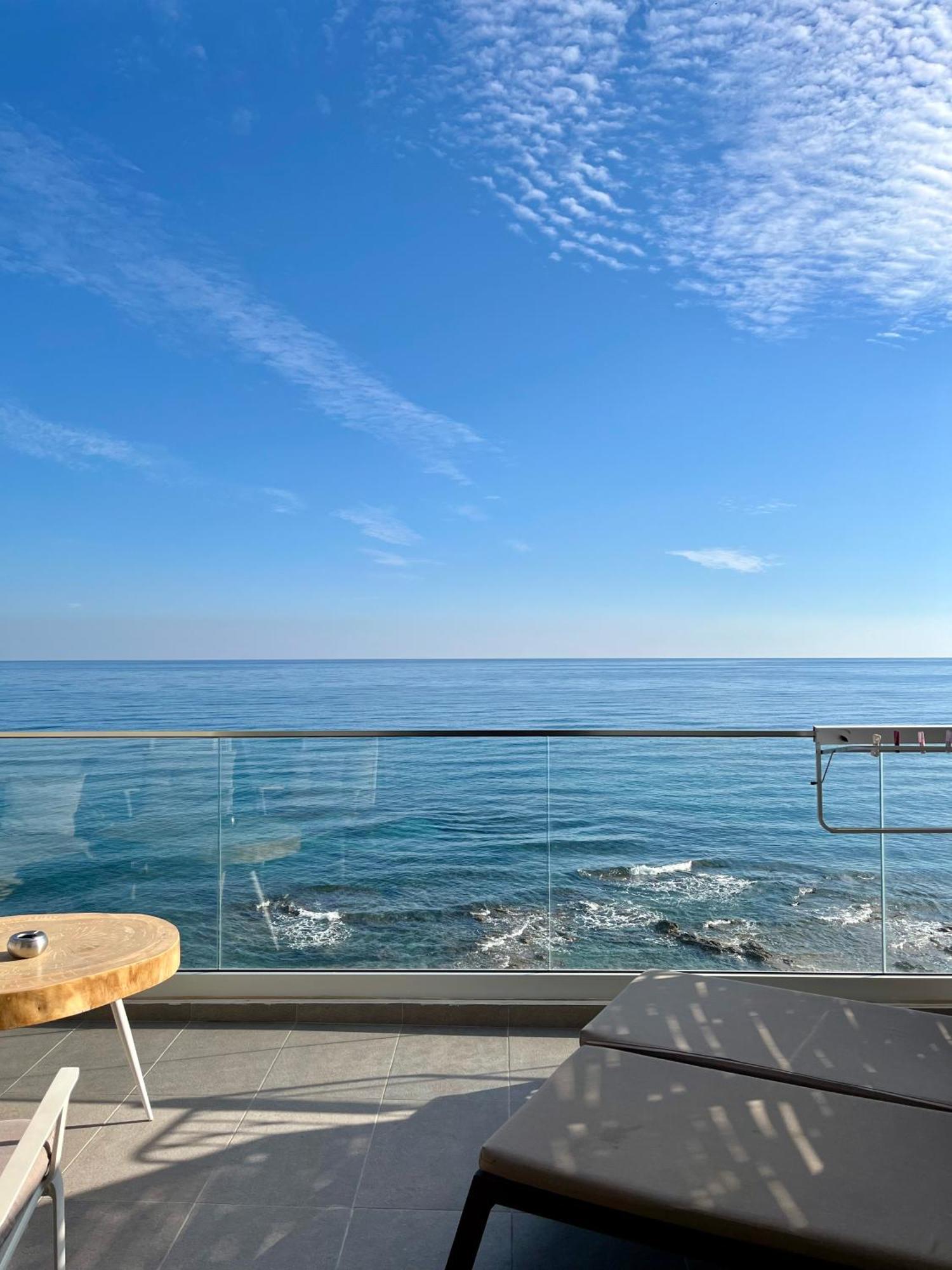 Maritime Suites Herszonisszosz Kültér fotó