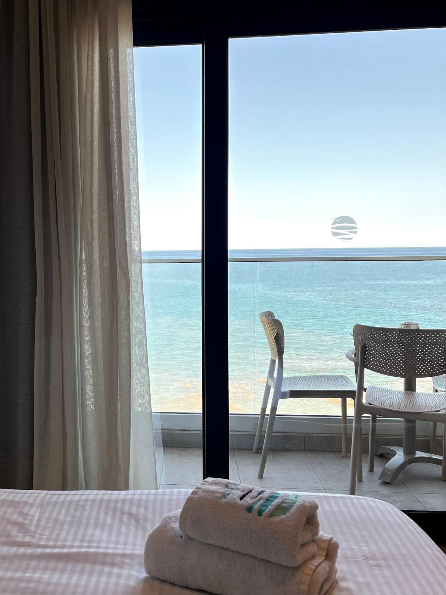 Maritime Suites Herszonisszosz Kültér fotó