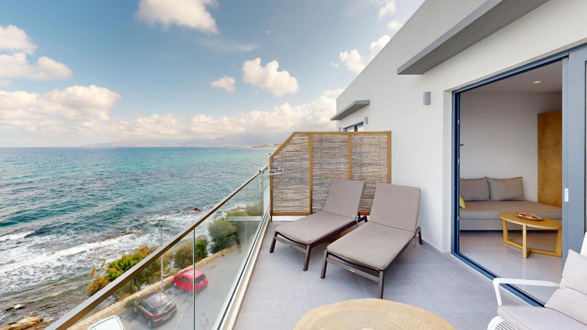 Maritime Suites Herszonisszosz Kültér fotó