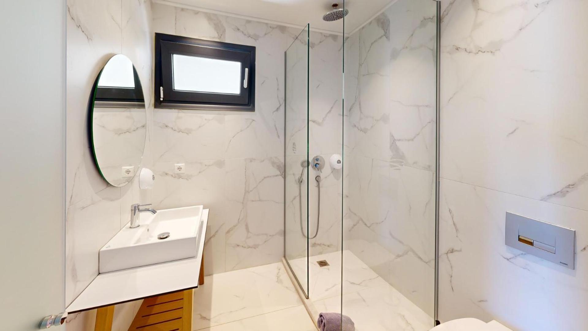 Maritime Suites Herszonisszosz Kültér fotó